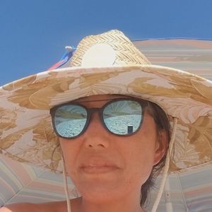 Meet your Posher, Margo